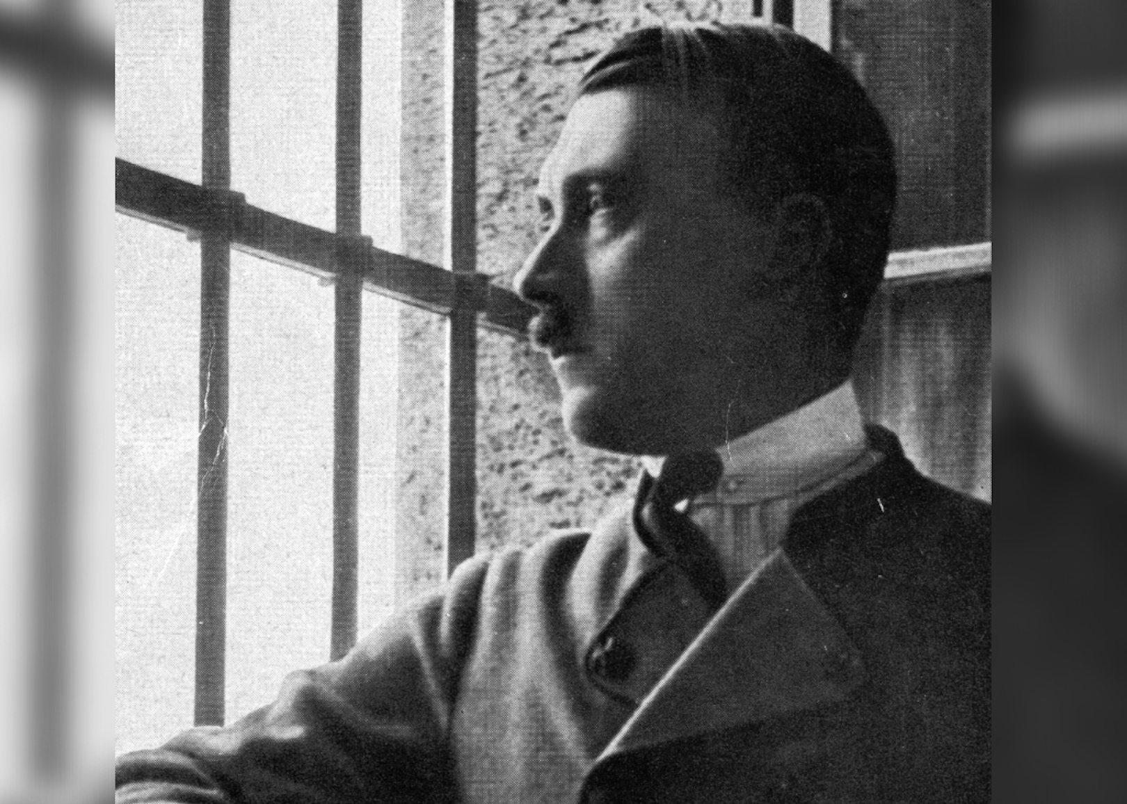 1925